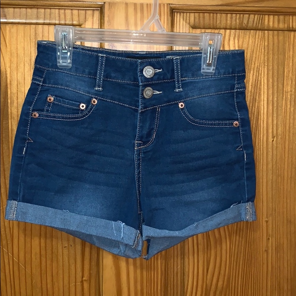 Cute jean shorts